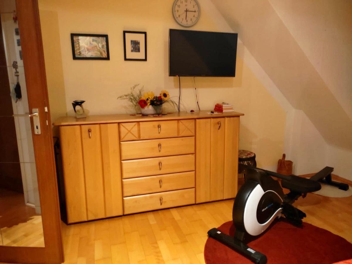 Habitat Himmelgeist Apartamento Düsseldorf Exterior foto